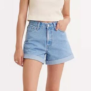 Levi’s Rolled 80s Mom Shorts